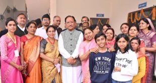 जशपुर जिले के बच्चे अब पढ़ेंगे स्मार्ट क्लास रूम में : मुख्यमंत्री साय ने कांसाबेल में किया स्मार्ट क्लास रूम का शुभारंभ…