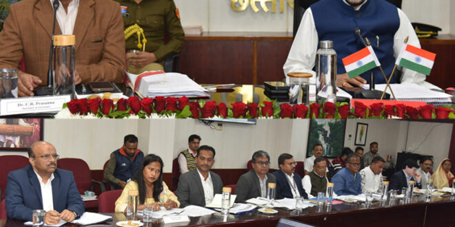 राज्यपाल रमेन डेका की पहल पर गोद ग्रामों में माह मार्च तक योजनाओं के शत-प्रतिशत क्रियान्वयन का लक्ष्य…