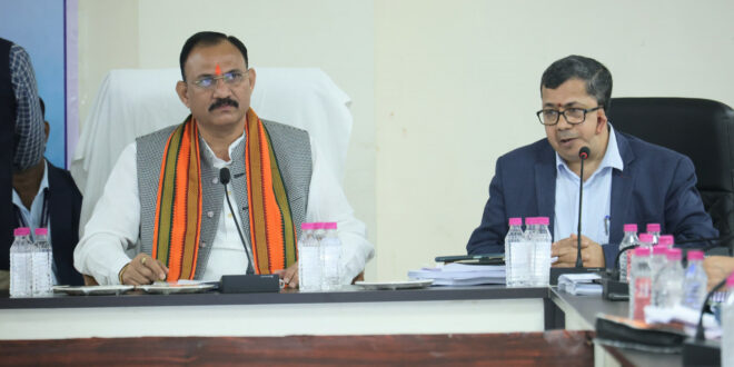 श्याम बिहारी जायसवाल ने स्वास्थ्य सेवाओं को मिशन मोड में सुदृढ़ करने के दिए निर्देश…