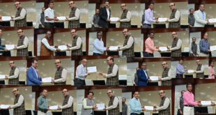 ई-ऑफिस में उत्कृष्ट कार्य करने वाले अधिकारी-कर्मचारियों को मुख्य सचिव ने किया सम्मानित….