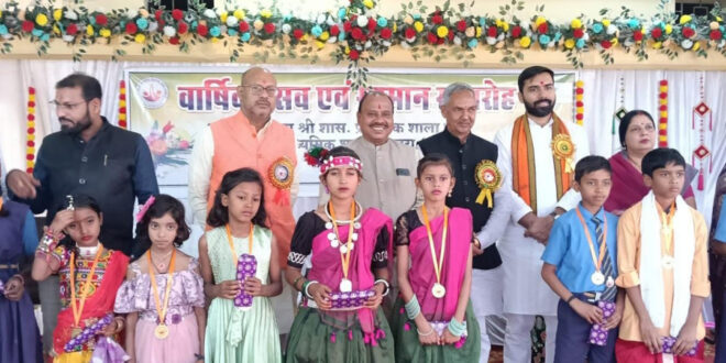 गुरुकुल परंपरा एवं नैतिक शिक्षा के समन्वय पर बल: रूपनारायण सिन्हा….