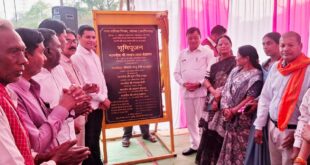 उद्योग मंत्री लखनलाल देवांगन ने 1.58 करोड़ रूपए के विकास कार्याे का किया भूमिपूजन व शुभारंभ….