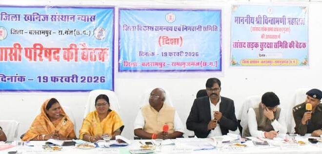 यातायात नियमों के प्रति आमजनों को करें जागरूक: मंत्री श्री रामविचार नेताम