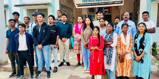 नक्सल प्रभावित सुकमा से आत्मनिर्भरता की ओर बढ़ते कदम: आकांक्षा प्रोजेक्ट के तहत 35 युवा रोजगार हेतु चेन्नई रवाना….