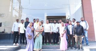 पर्यटन एवं संस्कृति मंत्री राजेश अग्रवाल ने लखनपुर में जनप्रतिनिधियों एवं नागरिकों से की भेंट, जनसमस्याओं के त्वरित निराकरण हेतु अधिकारियों को दिए आवश्यक दिशा-निर्देश…..