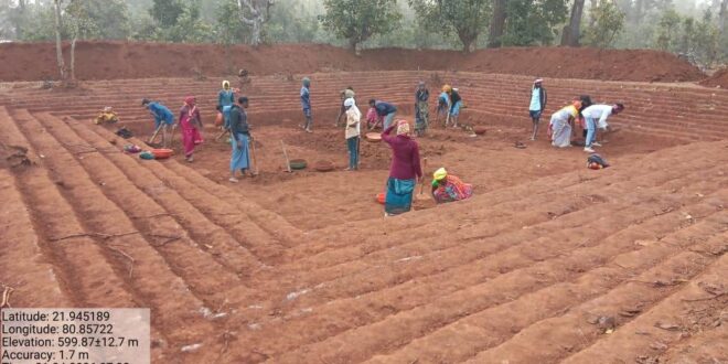 जल संरक्षण से आजीविका तक: छत्तीसगढ़ में ‘आजीविका डबरी’ अभियान बना ग्रामीण बदलाव की धुरी…..