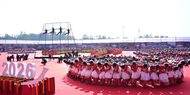 अबूझमाड़ का गौरव: मल्लखंब के नन्हे वीरों ने राष्ट्रपति के समक्ष दिखाई अद्भुत कला- राष्ट्रपति श्रीमती मुर्मु ने की प्रशंसा, ताली बजाकर हौसला बढ़ाया….