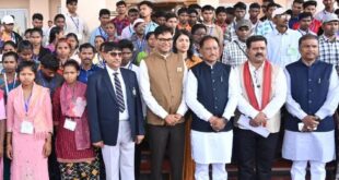 नए विश्वास के साथ आगे बढ़ रहे पुनर्वासित युवा: विधानसभा में समझी जनतांत्रिक प्रणाली….