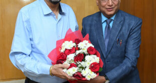 राज्यपाल रमेन डेका से राज्य उपभोक्ता विवाद प्रतितोष आयोग के अध्यक्ष गौतम चौरड़िया ने की सौजन्य भेंट….