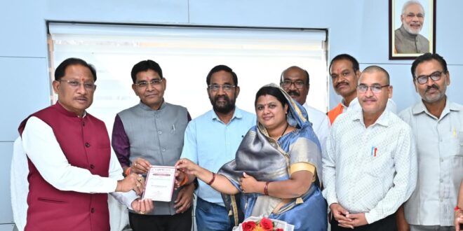 मुख्यमंत्री विष्णुदेव साय से छत्तीसगढ़ मनवा कुर्मी क्षत्रिय समाज के प्रतिनिधिमंडल ने की सौजन्य मुलाकात, 80 वॉ महा- अधिवेशन का दिया न्यौता….