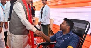 जन्मदिन पर सेवा का संदेश: मुख्यमंत्री विष्णु देव साय ने जन्मदिन पर रक्तदान शिविर का किया शुभारंभ….