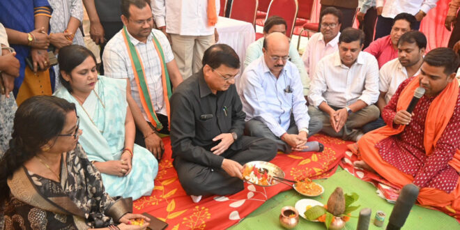 उद्योग मंत्री लखन लाल देवांगन ने शिवाजीनगर और एमपी नगर कॉलोनी को दी 14.42 करोड़ के अंडरग्राउंड सीवरेज लाइन की सौगात, 3350 मकानों को मिलेगा लाभ…..