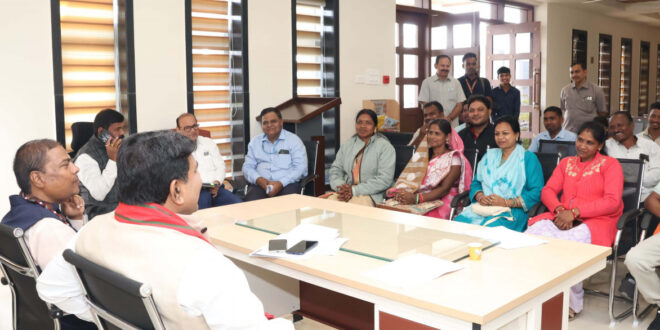 बनासकांठा, गुजरात के शैक्षणिक भ्रमण पर रवाना हुए बस्तर के पशुपालक और बिहान समूह की दीदियां- उपमुख्यमंत्री विजय शर्मा और वन मंत्री केदार कश्यप ने दी शुभकामनाएं….