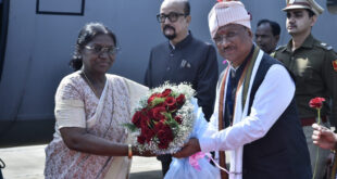 राष्ट्रपति द्रौपदी मुर्मू का जगदलपुर के मां दंतेश्वरी एयरपोर्ट में आत्मीय स्वागत….