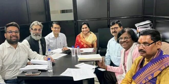 छत्तीसगढ़ में फिल्म निर्माण को मिलेगी नई दिशा: स्क्रिप्ट समिति गठन हेतु महत्वपूर्ण बैठक, कला-संस्कृति और सिनेमा के समन्वय पर जोर….