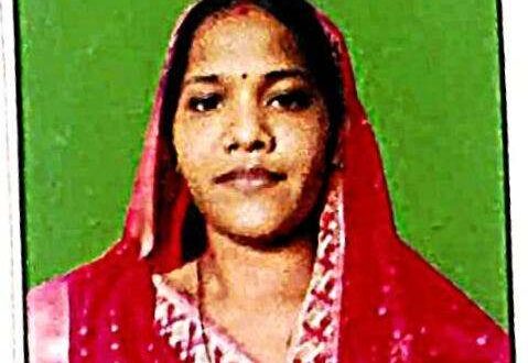 महतारी वंदन योजना की राशि से गीता मरावी ने खरीदी सिलाई मशीन: सिलाई कर प्रतिमाह कमा रही 03 हजार रूपए, बनी आत्मनिर्भर….