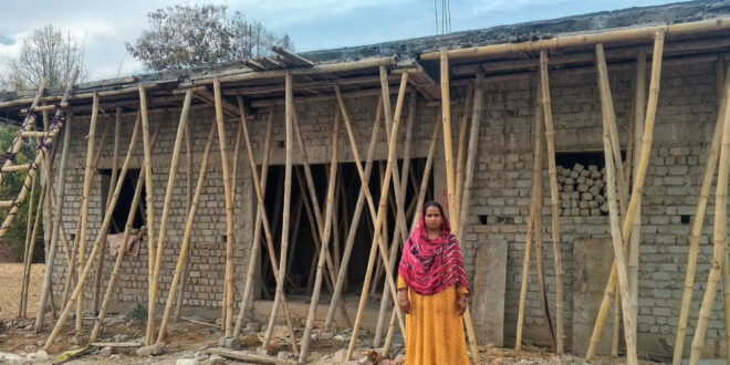 बिहान योजना से फुलकुंवर बनीं आत्मनिर्भर उद्यमी, सालाना कर रही एक से डेढ़ लाख की कमाई….