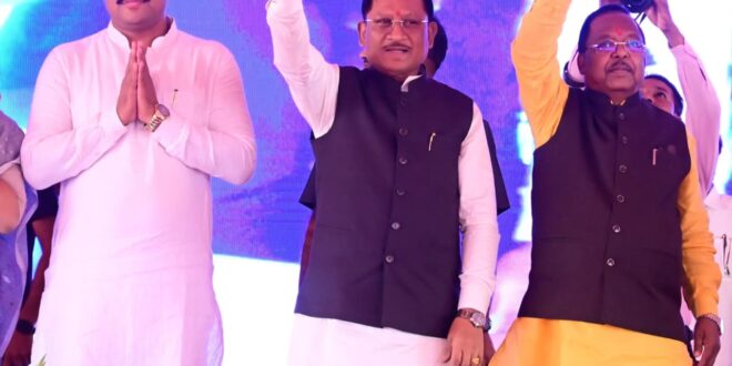 मुख्यमंत्री ने नवरात्रि की पावन बेला पर मां महामाया की धरा से सरगुजा ओलंपिक का किया शुभारंभ….