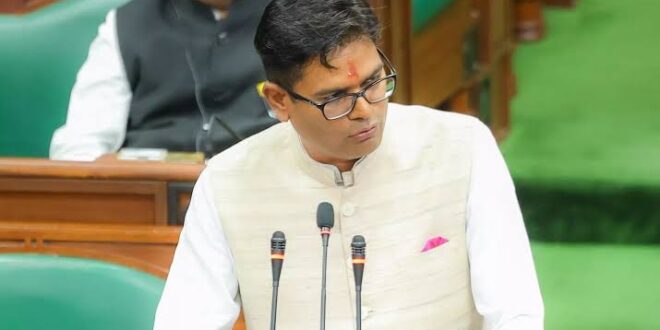 वित्त मंत्री ओपी चौधरी द्वारा प्रस्तुत छत्तीसगढ़ गृह निर्माण मंडल (संशोधन) विधेयक 2026 विधानसभा से पारित…..