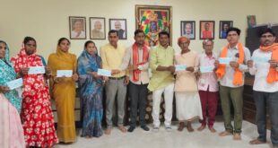 उप मुख्यमंत्री विजय शर्मा के विशेष प्रयासों से कबीरधाम के 872 जरूरतमंदों को मिली आर्थिक सहायता…..