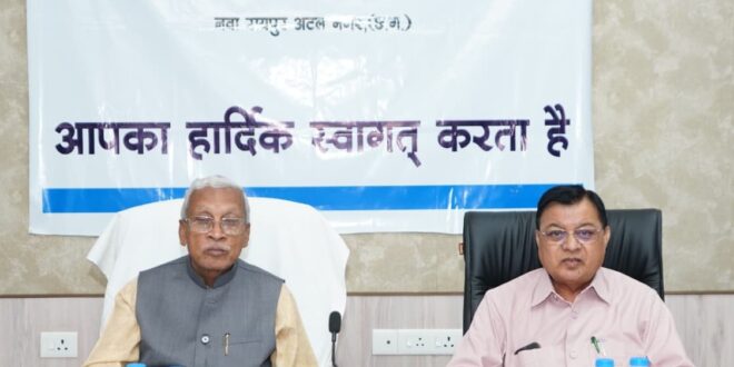 श्रमिकों के हितों की रक्षा एवं उनके समग्र विकास के लिए योजनाओं के क्रियान्वयन में पारदर्शिता एवं जवाबदेही सुनिश्चित हो : श्रम मंत्री लखन लाल देवांगन….