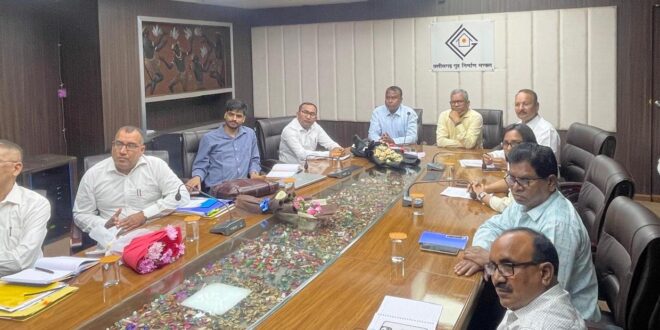 झारखंड राज्य आवास बोर्ड की 6 सदस्यीय टीम छत्तीसगढ़ पहुंची, आवासीय योजनाओं और प्रक्रियाओं का करेगी अध्ययन…..