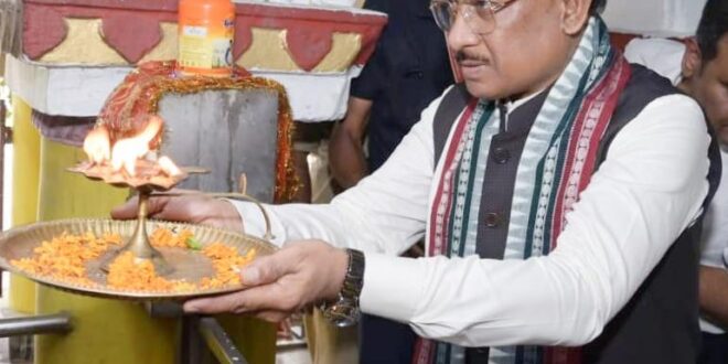 मुख्यमंत्री विष्णु देव साय ने रायगढ़ के राजापारा स्थित भगवान जगन्नाथ मंदिर में की पूजा-अर्चना….