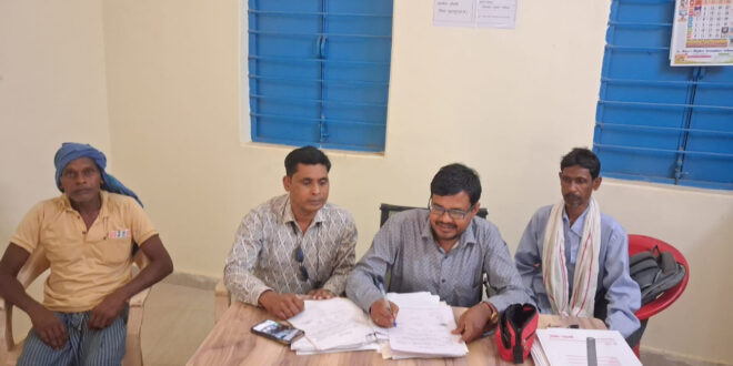 सुशासन तिहार की तैयारी: ग्राम पंचायतों में आवेदन संग्रहण प्रारंभ, कलेक्टर के निर्देशानुसार 22 से 29 अप्रैल तक जिले की समस्त ग्राम पंचायतों में लिए जा रहे आवेदन, 01 मई से होगा सुशासन तिहार का शुभारंभ…