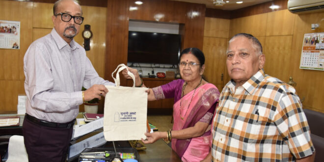 राज्यपाल रमेन डेका से नो प्लास्टिक कैंपेन की ब्रांड एंबेसडर श्रीमती आप्टे ने की मुलाकात….