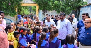 शिक्षा मंत्री गजेन्द्र यादव ने दुर्ग के प्राथमिक विद्यालय का किया निरीक्षण: बच्चों को पढ़ाई के लिए किया प्रोत्साहित किया….