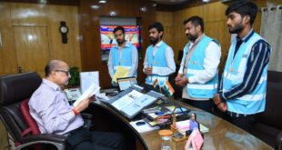 राज्यपाल रमेन डेका से फिल परमार्थ आश्रम के संस्थापक ने की भेंट….