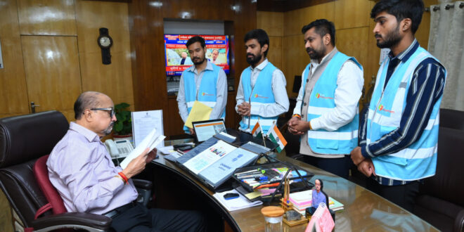 राज्यपाल रमेन डेका से फिल परमार्थ आश्रम के संस्थापक ने की भेंट….