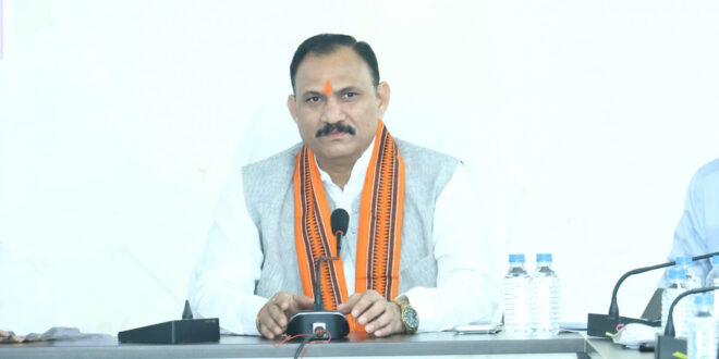 मातृ-शिशु स्वास्थ्य में बेहतर परिणामों हेतु दायित्वों का निष्ठापूर्वक निर्वहन करें – स्वास्थ्य मंत्री श्याम बिहारी जायसवाल…..