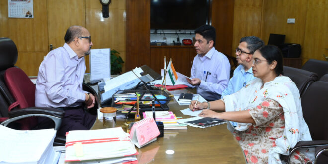 राज्यपाल रमेन डेका के निर्देश पर धनेशपुर में दिव्यांग बच्चों के लिए विशेष शिविर…..