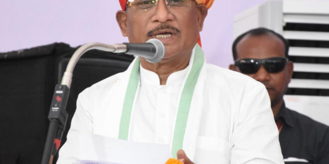 मुख्यमंत्री विष्णु देव साय सुशासन तिहार अंतर्गत राजनांदगांव में आयोजित जनसमस्या निवारण शिविर में हुए शामिल…..