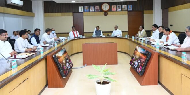 मुख्यमंत्री विष्णु देव साय की अध्यक्षता में हुई कैबिनेट बैठक, कई महत्वपूर्ण प्रस्तावों को मिली मंजूरी…..