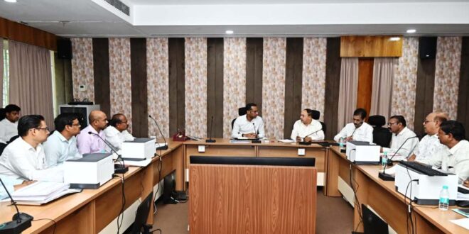 ‘नागरिकों की सुविधा सर्वोपरि, भविष्य की जरुरतों के अनुरूप करें निर्माण’, लोक निर्माण विभाग के सचिव ने निर्माणाधीन पुलों के कार्यों की प्रगति की समीक्षा की….
