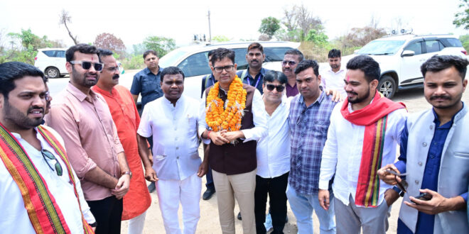 वित्त मंत्री ओपी चौधरी का कांकेर आगमन पर आत्मीय स्वागत…..