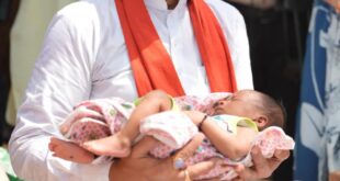 एक माह के नवजात का मुख्यमंत्री ने किया नामकरण, “रविशंकर” नाम से गूंजा गांव का आंगन….