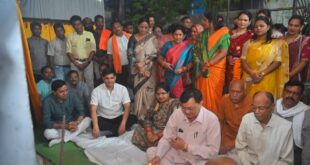 उद्योग मंत्री लखनलाल देवांगन ने विभिन्न वार्डों में 1.80 करोड़ के विकास कार्यों का किया भूमिपूजन और लोकार्पण….