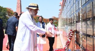 केंद्रीय गृहमंत्री अमित शाह ने अमर वाटिका में शहीदों को दी श्रद्धांजलि, परिजनों से की आत्मीय मुलाकात…..