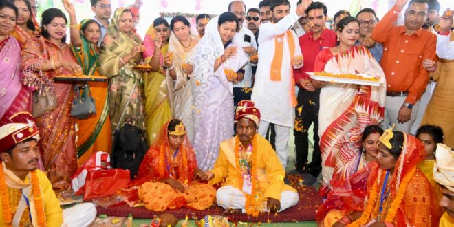 ’मुख्यमंत्री कन्या विवाह योजना: प्रदेशभर में 2300 से अधिक जोड़े बंधे परिणय सूत्र में’, ’महिला एवं बाल विकास मंत्री लक्ष्मी राजवाड़े ने सूरजपुर से दिया महिला सशक्तिकरण का संदेश’…..