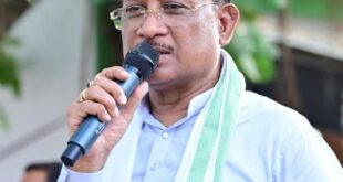 ’मुख्यमंत्री विष्णु देव साय ने बरगद के पेड़ के नीचे लगाई चौपाल, सुनी ग्रामीणों की समस्याएं’, योजनाओं की जमीनी स्थिति का लिया फीडबैक…..