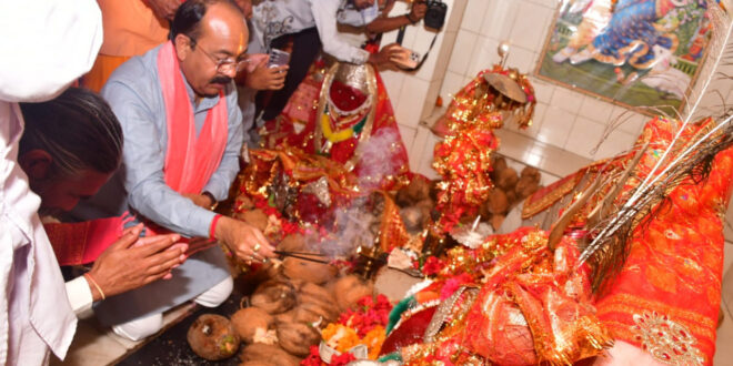 उप मुख्यमंत्री अरुण साव ने तेलीन सत्ती माता मंदिर में की पूजा-अर्चना….