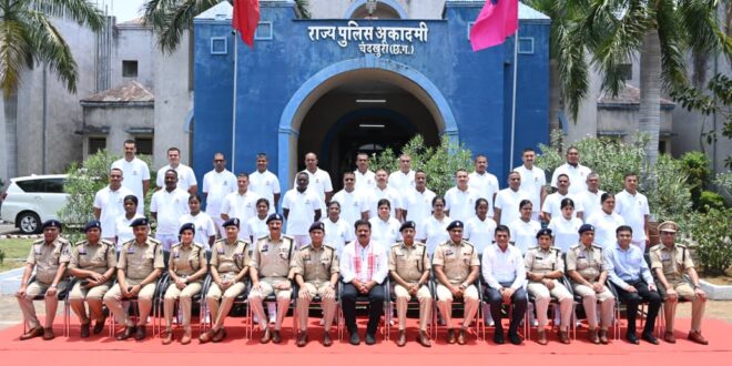 उप मुख्यमंत्री विजय शर्मा 33 प्रशिक्षु उप पुलिस अधीक्षकों के बुनियादी प्रशिक्षण सत्र शुभारंभ में हुए शामिल…..