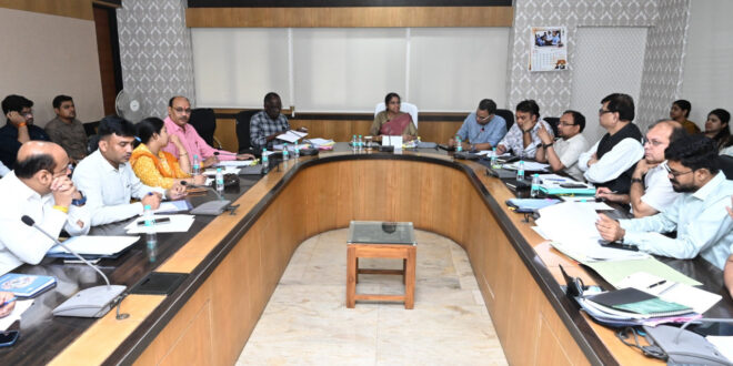 निर्माण और जन सुविधाएं विकसित करने के कार्यों को गति देने सक्रियता से करें मॉनिटरिंग – श्रीमती शंगीता आर….