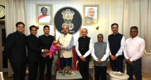 राज्यपाल रमेन डेका से परिवीक्षाधीन आईएएस अधिकारियों ने की सौजन्य भेंट……