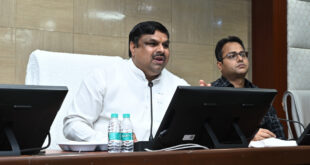 स्कूल शिक्षा मंत्री गजेंद्र यादव की अध्यक्षता में संभागीय संयुक्त संचालकों एवं जिला शिक्षा अधिकारियों की विभागीय समीक्षा बैठक संपन्न…..