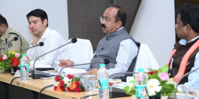 उप मुख्यमंत्री अरुण साव ने स्वच्छता दीदियों के नियमित स्वास्थ्य जांच और सुरक्षा किट प्रदान करने के दिए निर्देश…..