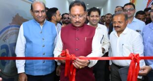 मुख्यमंत्री विष्णुदेव साय ने किया मुख्यमंत्री हेल्पलाइन एवं शिकायत प्रबंधन प्रणाली का अवलोकन…..